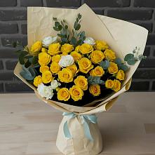 Букет цветов из:  Розы в Мензелинске