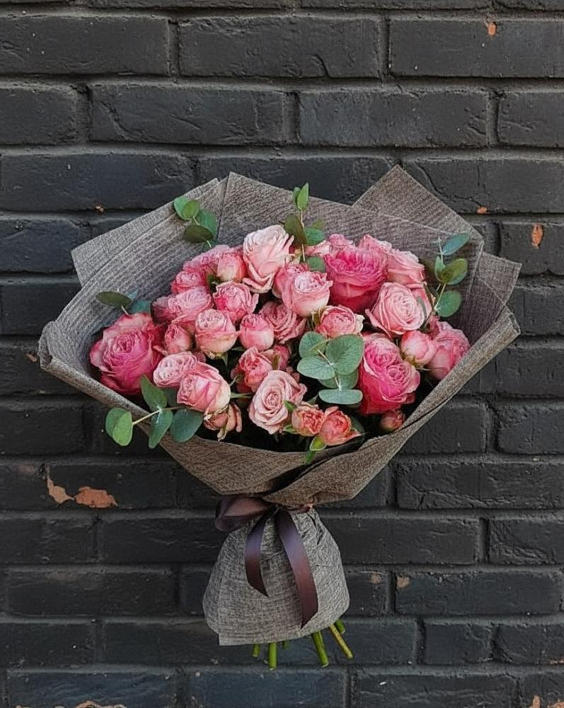 Букет цветов из: Розы в Мензелинске