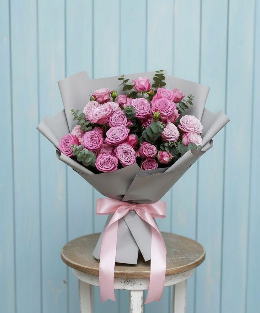 Букет цветов из: Розы в Мензелинске