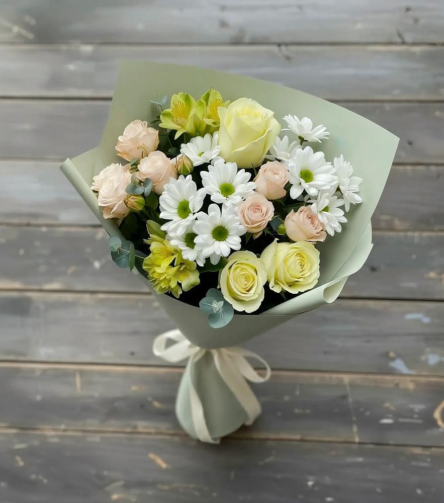 Букет цветов из: Альстромерии, Розы и Хризантемы в Мензелинске