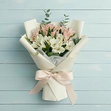 Букет цветов из:  Альстромерии в Мензелинске