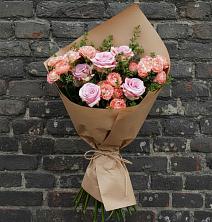 Букет цветов из:  Розы в Мензелинске