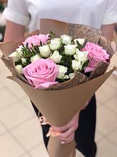 Букет цветов из:  Розы #REPLACE_PRED# Мензелинске