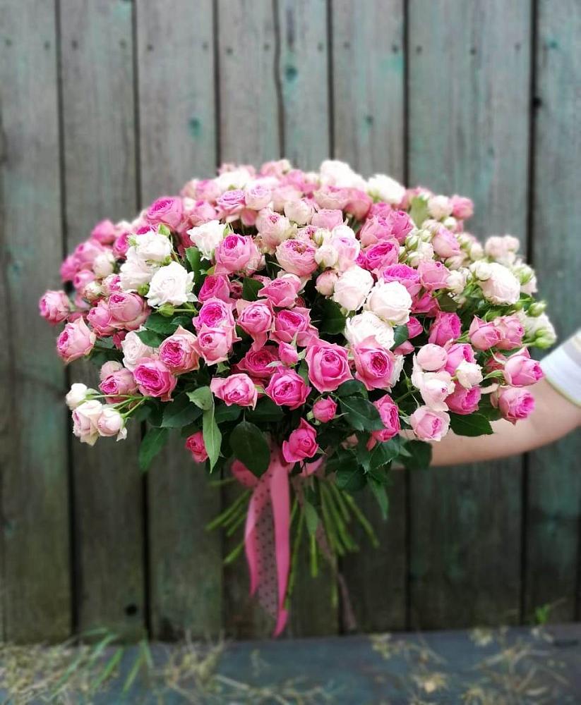 Букет Розовые кустовые розы Натали и Лав Лидия в Мензелинске