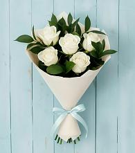 Букет цветов из:  Розы в Мензелинске