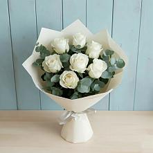 Букет Белые розы в Эвкалипте в Мензелинске