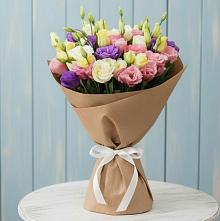 Букет цветов из:  Лизиантусы в Мензелинске