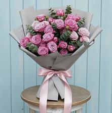 Букет цветов из:  Розы в Мензелинске
